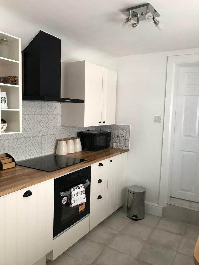 Beautiful Home, 3 Bedroom House Near Alton Towers, Wedgwood Museum, Universities Newcastle-under-Lyme Zewnętrze zdjęcie