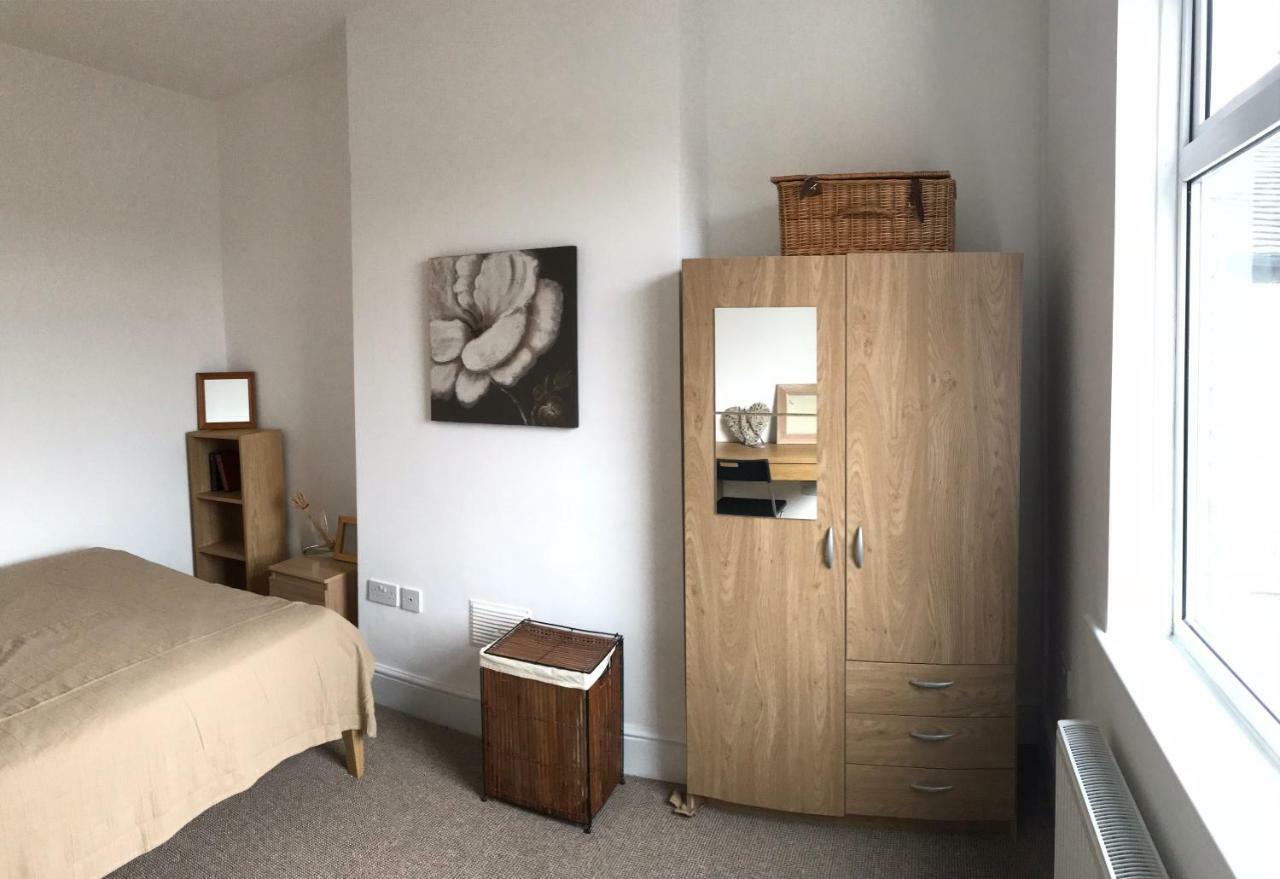 Beautiful Home, 3 Bedroom House Near Alton Towers, Wedgwood Museum, Universities Newcastle-under-Lyme Zewnętrze zdjęcie